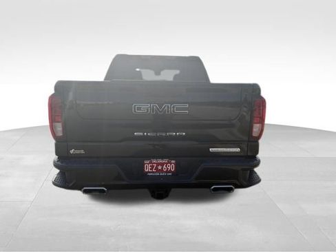 Used 2022 GMC Sierra 1500 Elevation w/ X31 Off-Road Package AWD/4WD image 5
