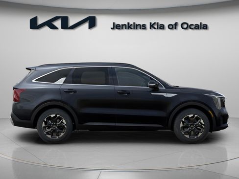 New 2026 Kia Sorento S image 2