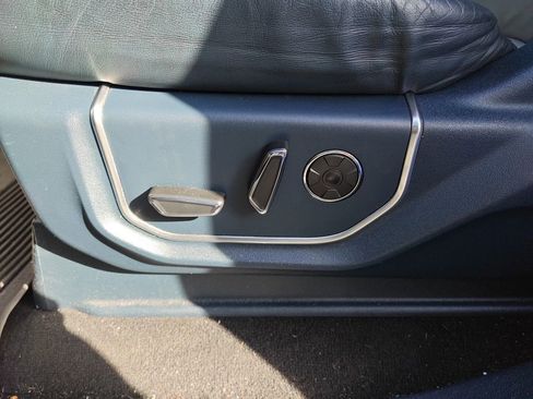 Used 2022 Ford F350 Limited w/ FX4 Off-Road Package image 13