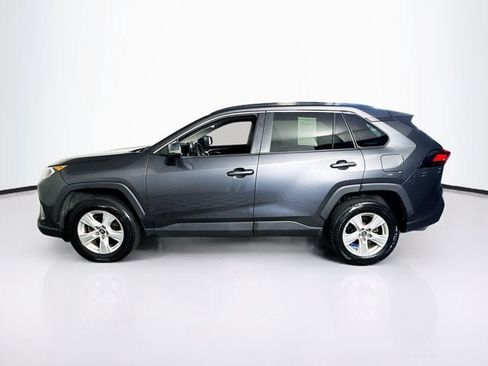 Used 2021 Toyota RAV4 XLE AWD/4WD image 8