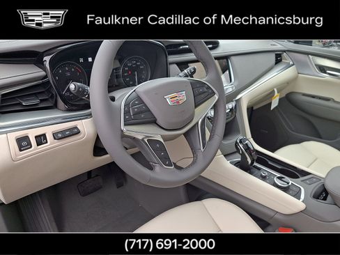 New 2026 Cadillac XT5 Premium Luxury AWD/4WD image 18