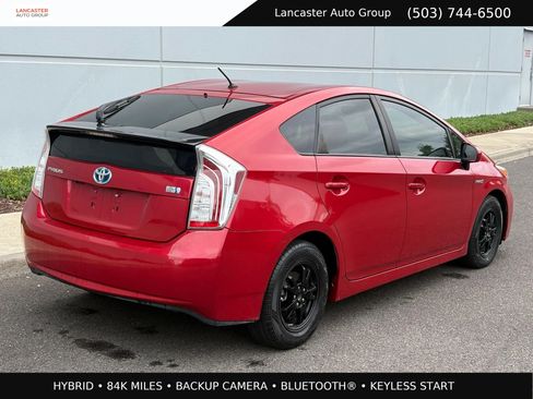 Used 2015 Toyota Prius Two FWD image 5