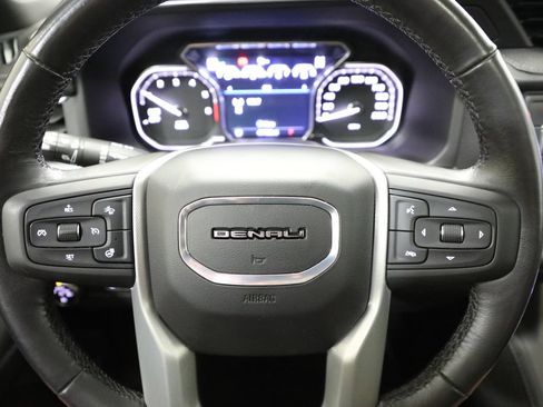 Used 2021 GMC Yukon Denali w/ Denali Ultimate Package AWD/4WD image 15