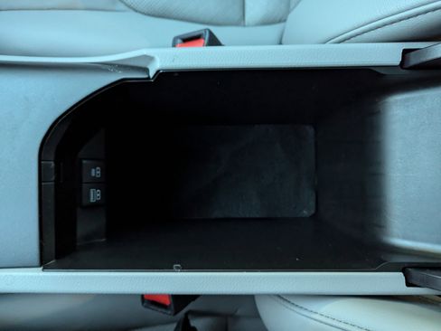 Used 2023 Toyota Camry XLE image 29