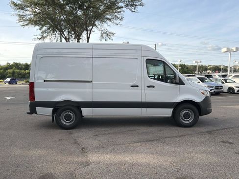 New 2026 Mercedes-Benz Sprinter 2500 image 2