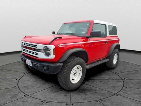 Used 2024 Ford Bronco Heritage Edition AWD/4WD image 1