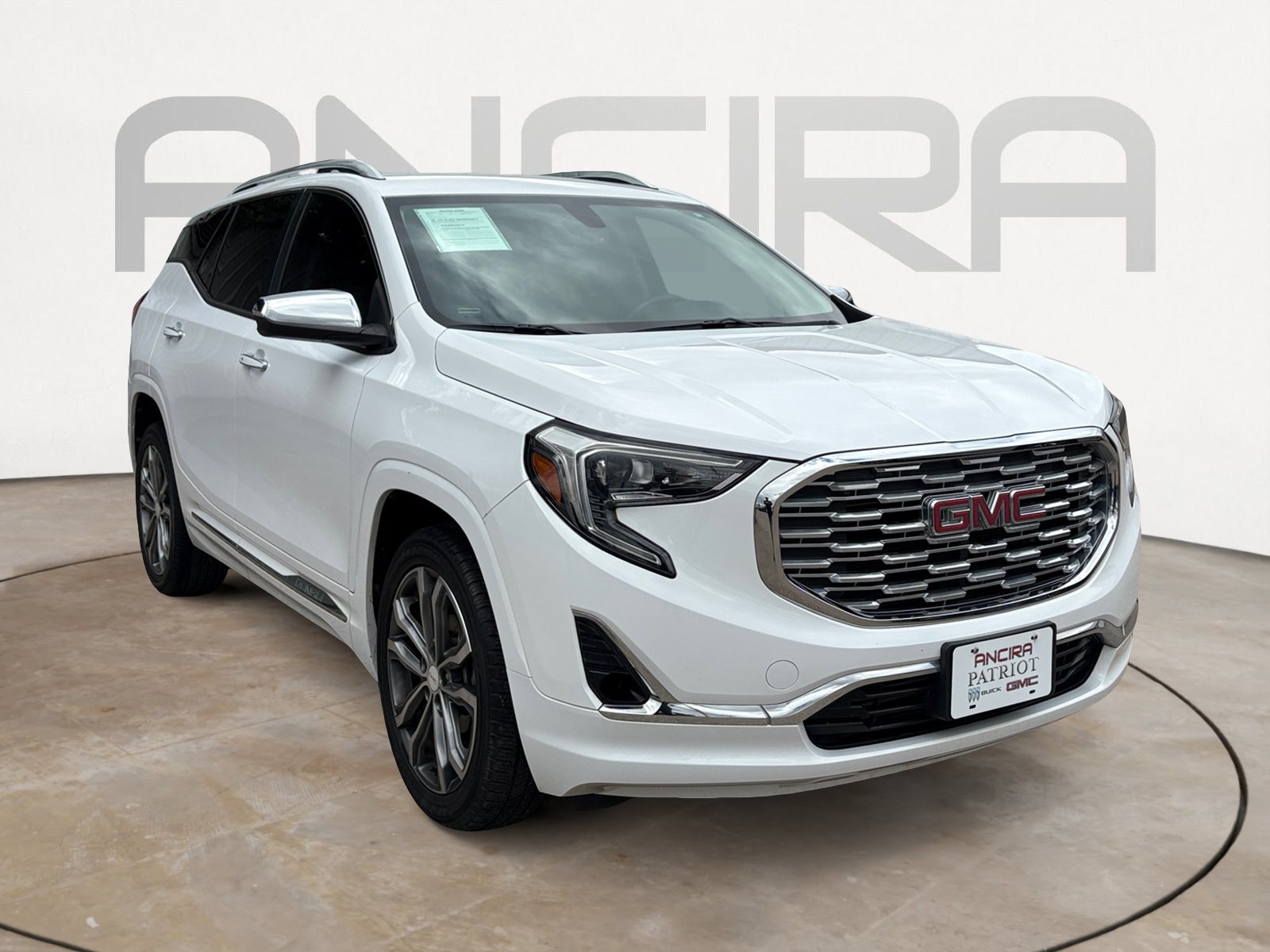Used 2019 GMC Terrain Denali FWD image 4