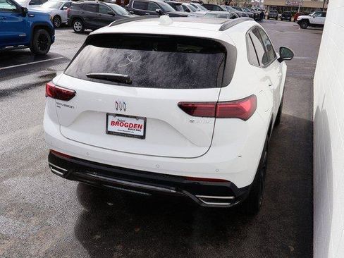 New 2025 Buick Envision Sport Touring image 3