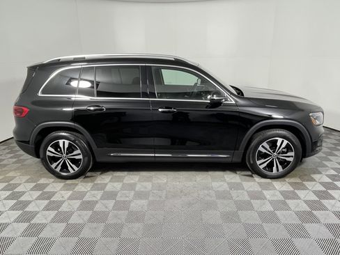 Certified 2025 Mercedes-Benz GLB 250 image 6