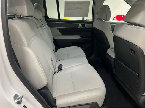 New 2026 Hyundai Santa Fe SE AWD/4WD image 16