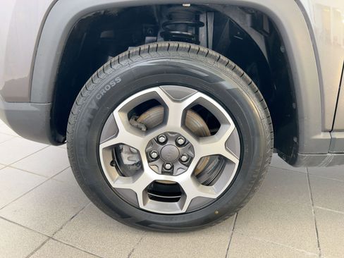 Used 2022 Jeep Compass Trailhawk w/ Trailhawk Convenience Group image 12