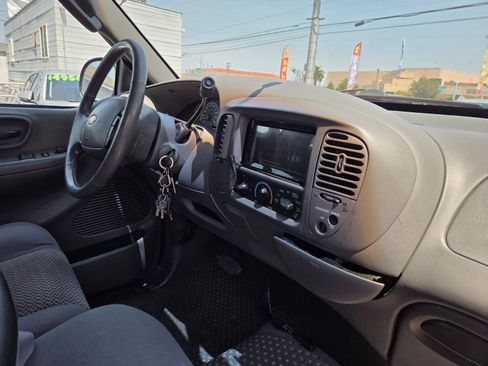 Used 2002 Ford F150 2WD SuperCab image 11