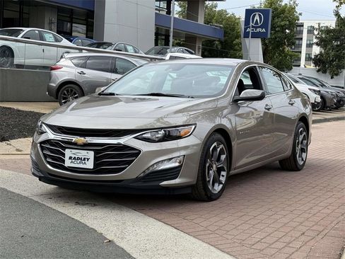 Used 2023 Chevrolet Malibu LT w/ Driver Confidence Package image 23