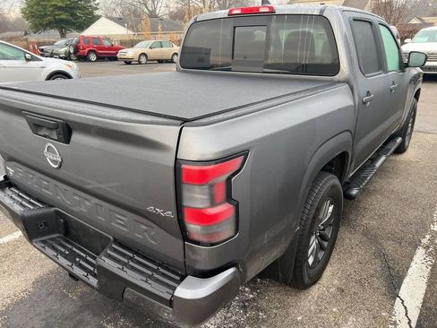Used 2026 Nissan Frontier SV w/ All-Weather Content Package image 6