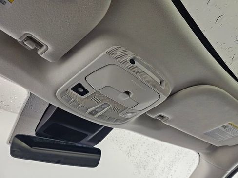 Used 2020 Lincoln Navigator Black Label w/ Cargo Convenience Package image 35