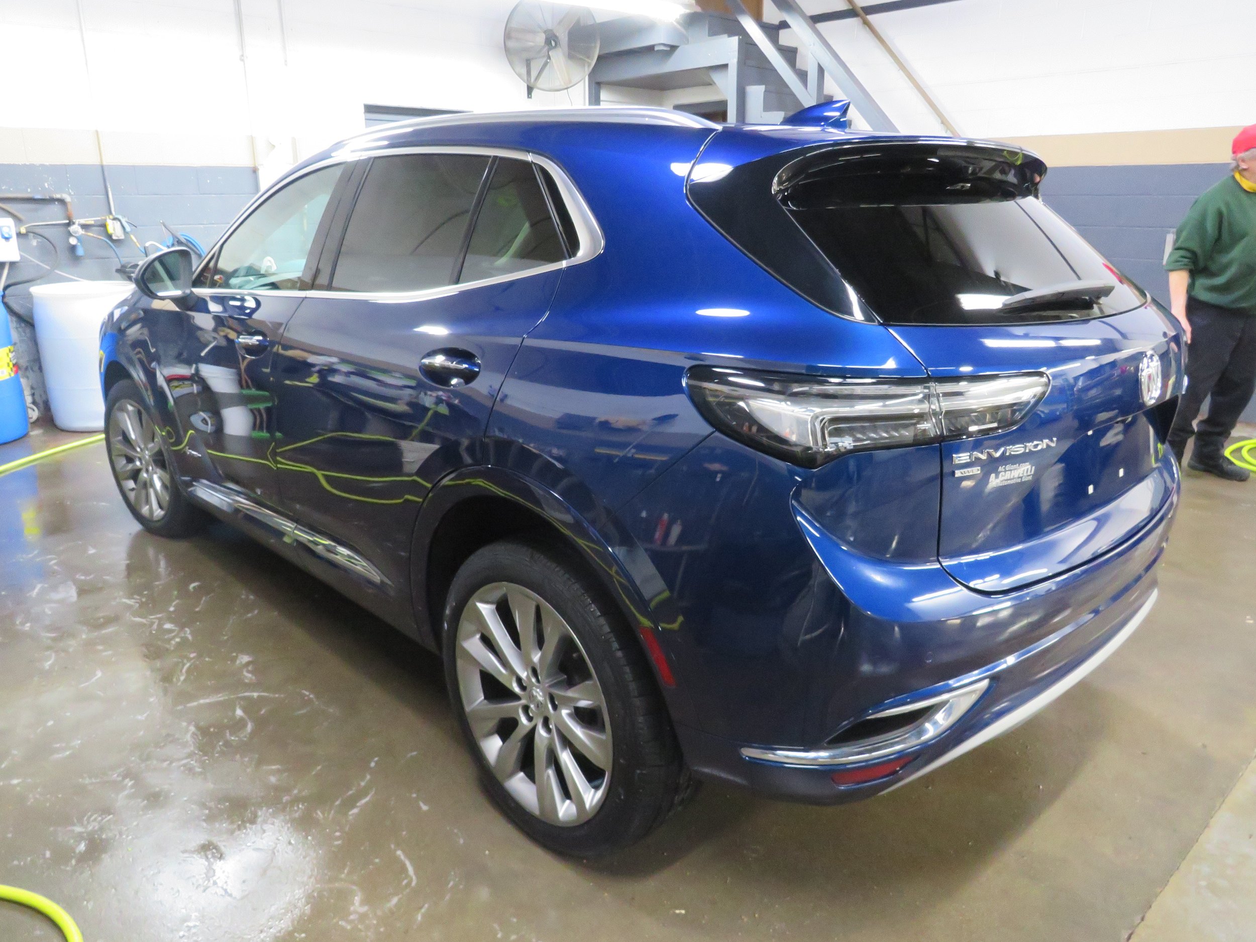 Used 2023 Buick Envision Avenir AWD/4WD image 4