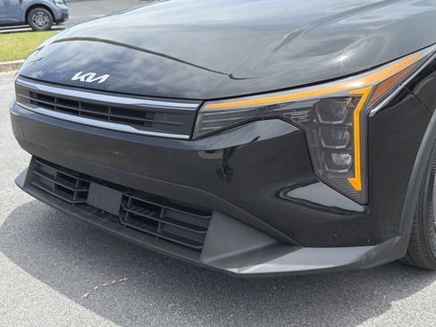 Used 2025 Kia K4 FWD image 29