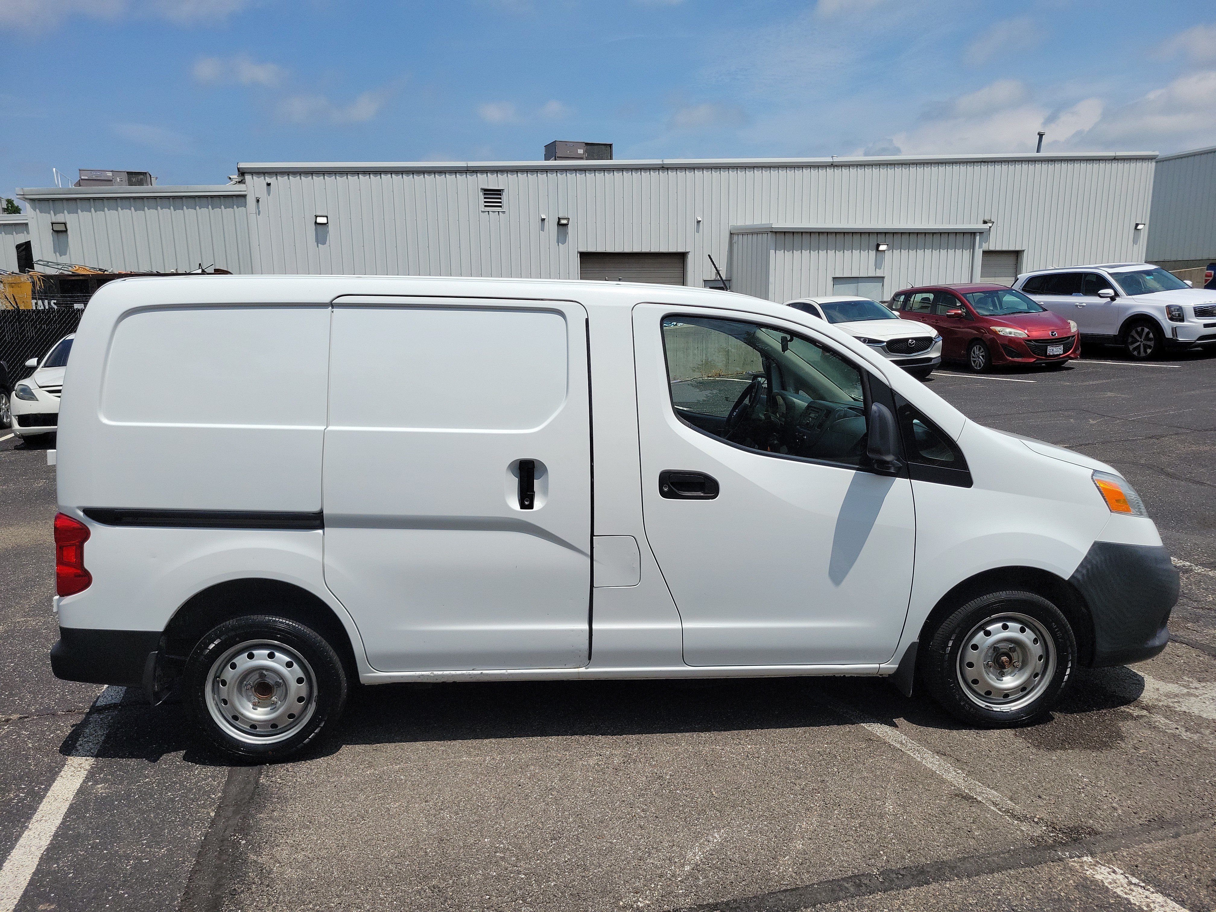 Used 2015 Nissan NV200 S w/ Back Door Glass Package FWD image 28
