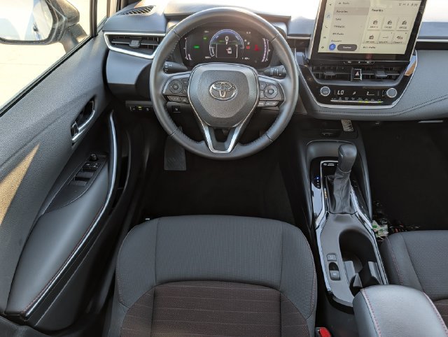 Certified 2025 Toyota Corolla Hybrid Sedan FWD image 12