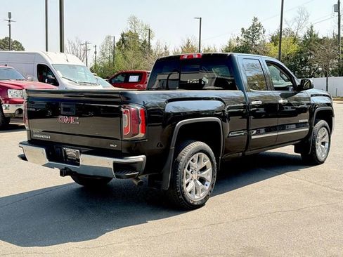 Used 2018 GMC Sierra 1500 SLT w/ SLT Premium Package image 12