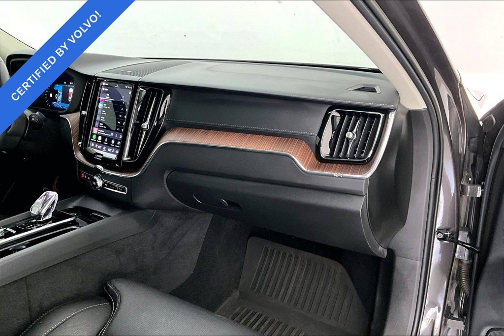 Certified 2023 Volvo XC60 T8 Ultimate w/ Climate Package AWD/4WD image 19
