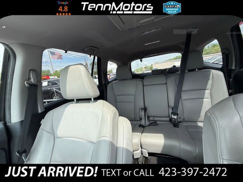 Used 2017 Honda Pilot Touring image 22