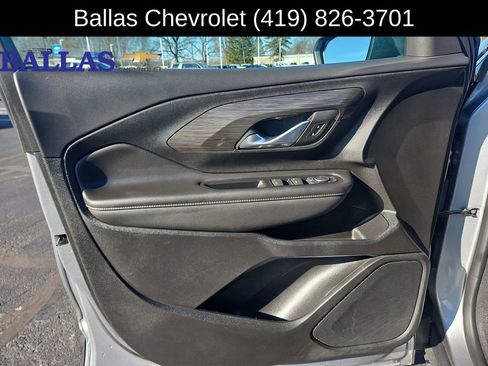 Certified 2023 GMC Terrain SLE w/ Driver Convenience Package FWD image 23