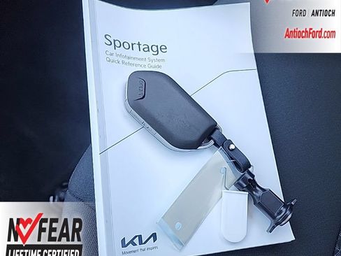 Used 2026 Kia Sportage LX FWD image 14