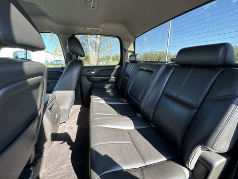 Used 2014 Chevrolet Silverado 3500 LTZ w/ Snow Plow Prep Package AWD/4WD image 20
