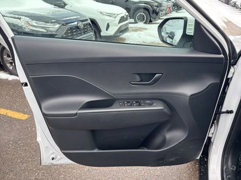 Used 2025 Hyundai Kona SEL image 20