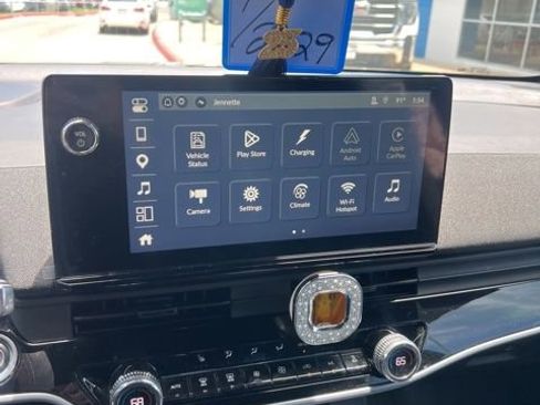 Used 2024 Honda Prologue EX image 15