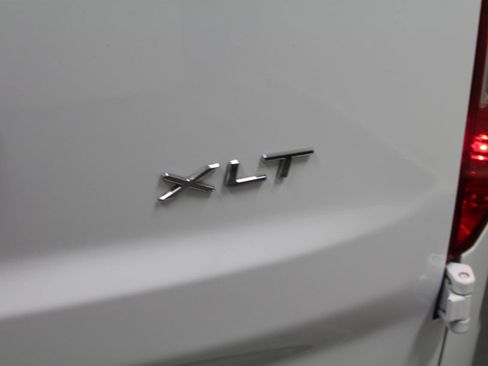Used 2019 Ford Transit Connect XLT image 29