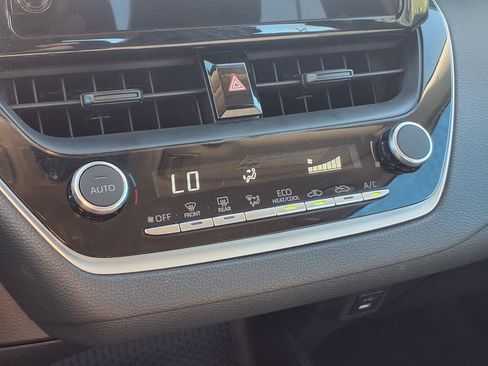 Certified 2024 Toyota Corolla LE FWD image 10