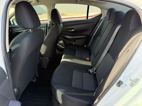 Used 2022 Nissan Sentra SV image 18