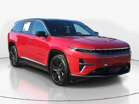 Used 2024 Jeep Wagoneer Launch Edition image 2