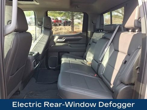 Used 2022 Chevrolet Silverado 1500 LTZ w/ LTZ Premium Package image 22