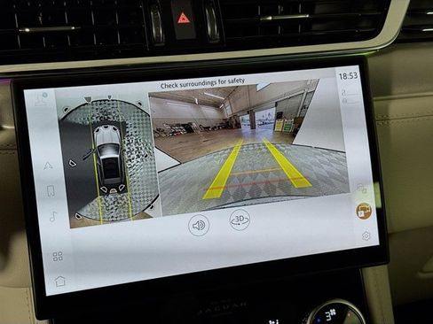 New 2026 Jaguar F-PACE R-Dynamic S image 15