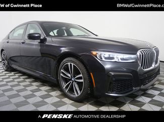Used 2022 BMW 740i xDrive 740i xDrive w/ M Sport Package video 1