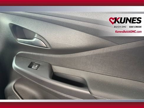 Used 2024 Buick Envista Sport Touring w/ Convenience I Package FWD image 37