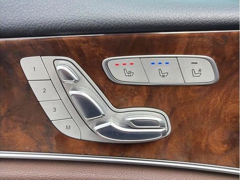 Used 2017 Mercedes-Benz E 300 image 9