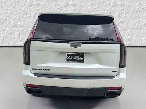 Used 2023 Cadillac Escalade ESV Sport Platinum AWD/4WD image 4