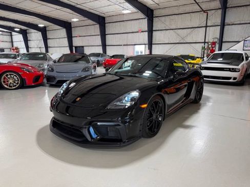 Used 2020 Porsche 718 Cayman GT4 RWD image 70