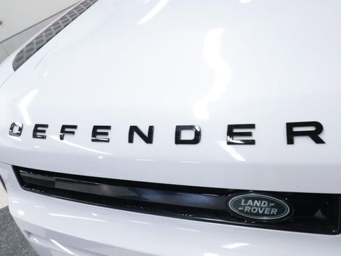 Used 2023 Land Rover Defender 110 V8 image 43