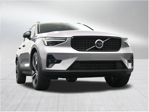 New 2026 Volvo XC40 B5 Ultra AWD/4WD image 27