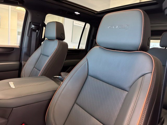Used 2026 GMC Yukon XL AT4 AWD/4WD image 16