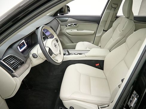 Certified 2023 Volvo XC90 T8 Plus image 16