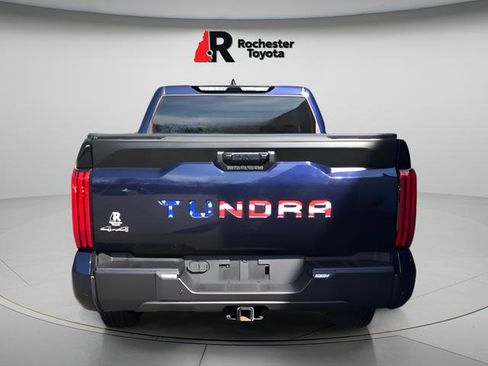 Used 2022 Toyota Tundra SR5 w/ SR5 Convenience Package AWD/4WD image 6
