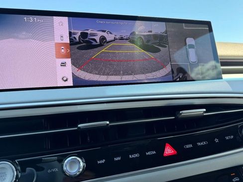 New 2026 Genesis GV70 2.5T Advanced AWD/4WD image 17