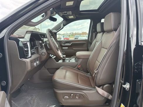 New 2026 GMC Sierra 1500 Denali w/ Technology Package AWD/4WD image 16