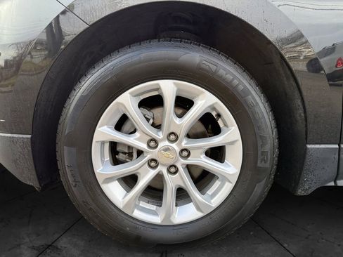 Used 2019 Chevrolet Equinox LT w/ Driver Convenience Package image 14